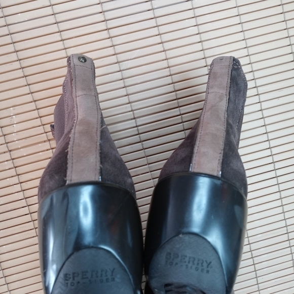 SPERRY TOP-SIDER weatherproof Brown Suede Pull On wedge heel sz 9M Women’s Boot. - Picture 13 of 13